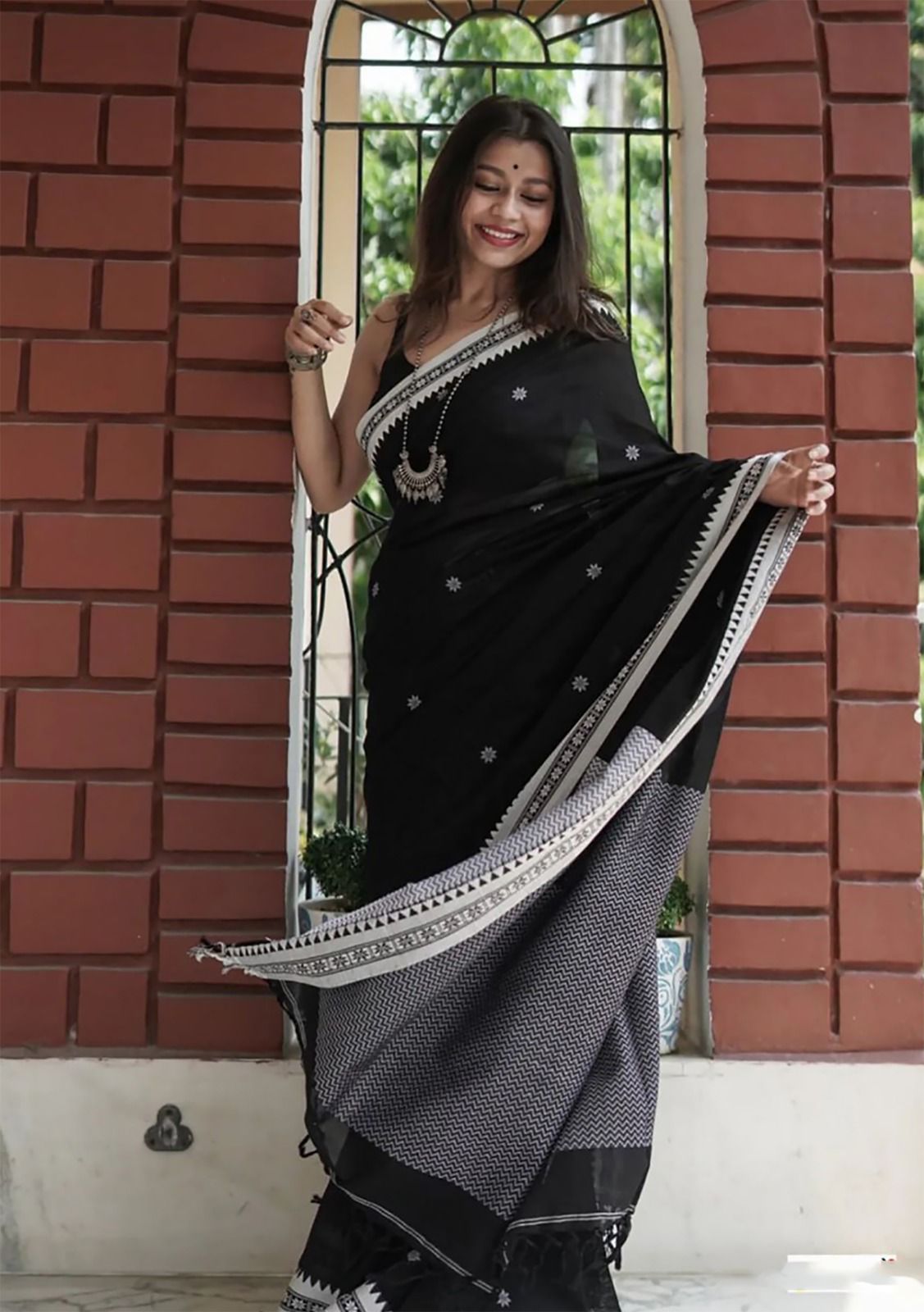 Smoky Black Linen Saree With Zari Border & Blouse Piece