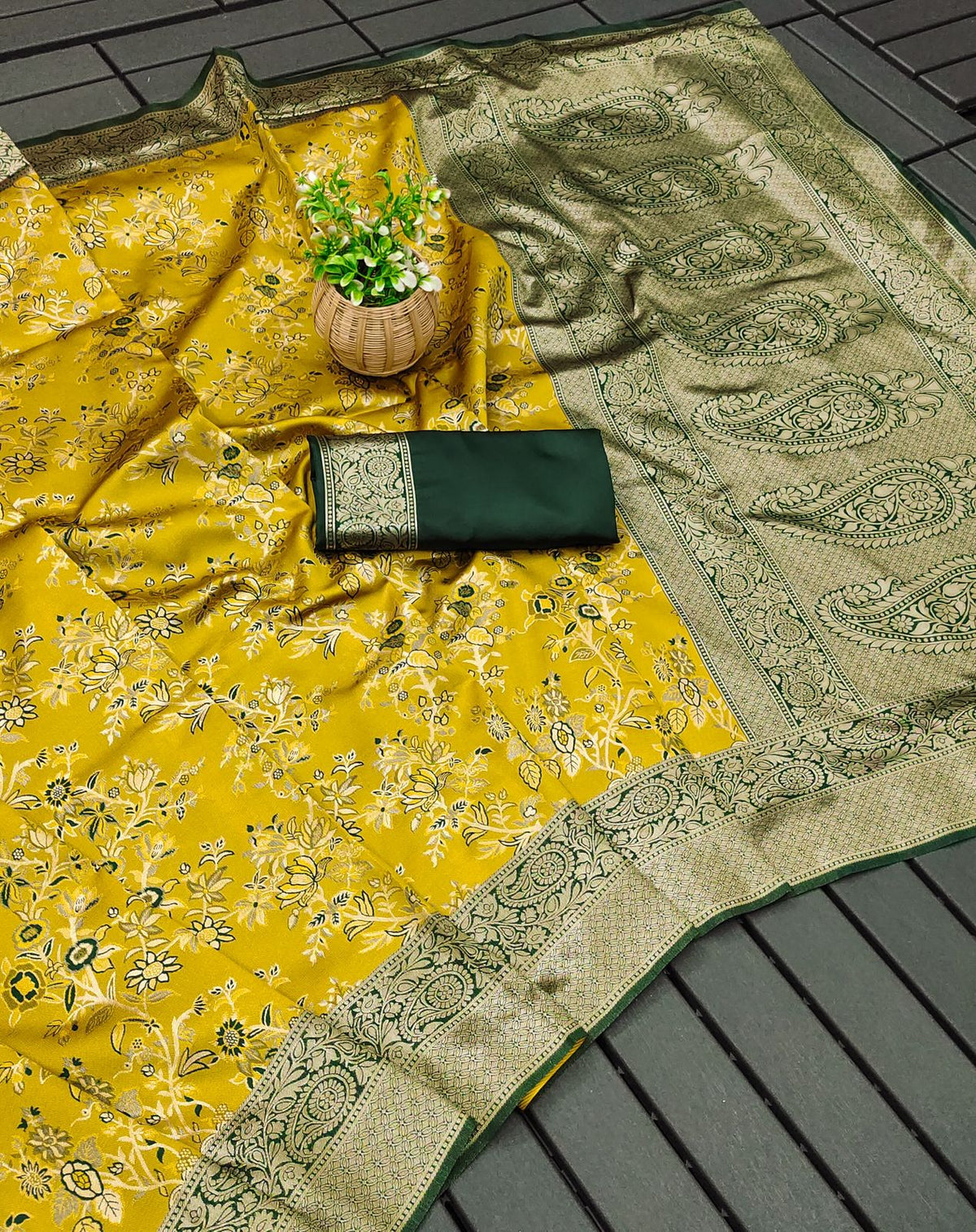Mustard Yellow Banarasi Silk Saree With Rich Pallu Design