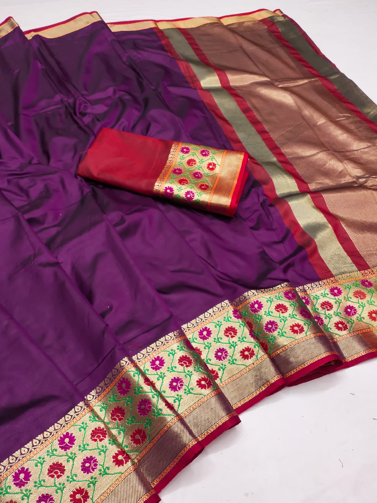 Beautifully Woven Mysore Silk Saree With Broad Contrast Borders