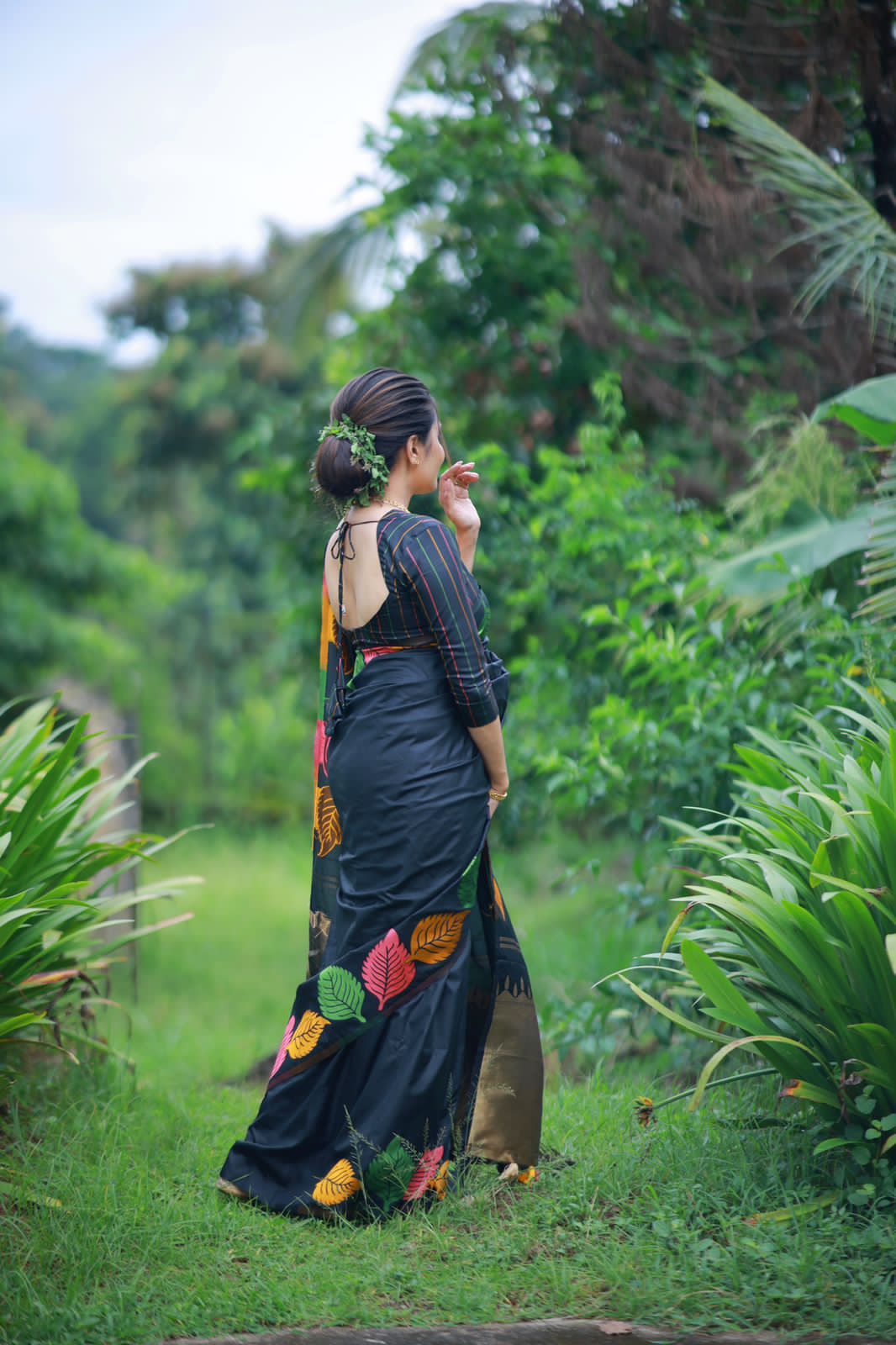 Woven Banarasi Saree with Leaf Contrast Border