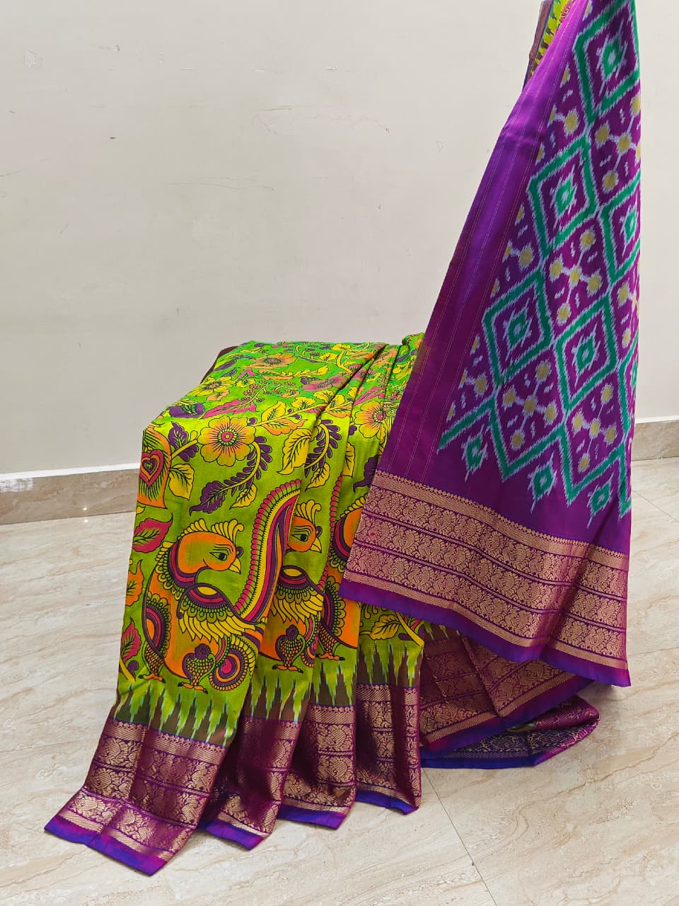 Latest Pochampally Handloom Ikkat Kanchi Border Silk Saree With Blouse