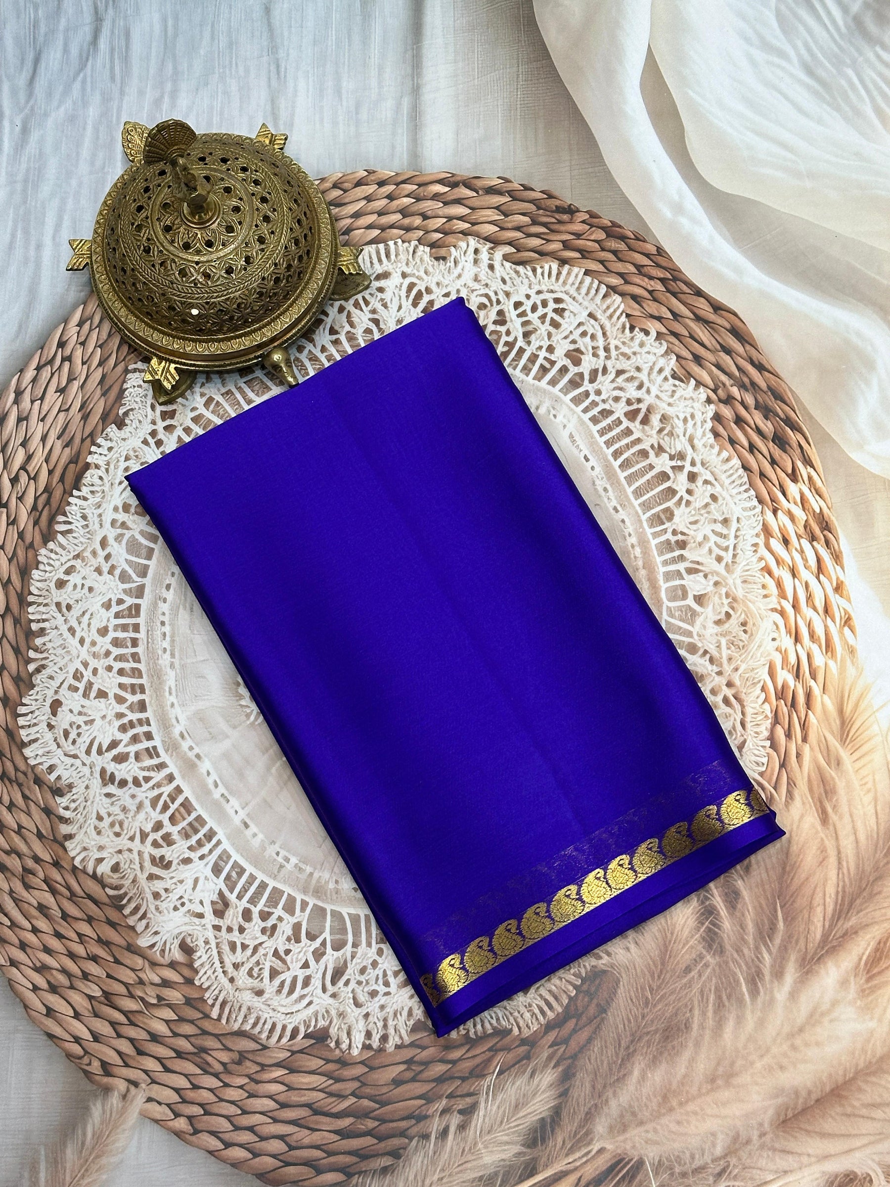 Exclusive Zari Border Plain Traditional Mysore Silk Saree