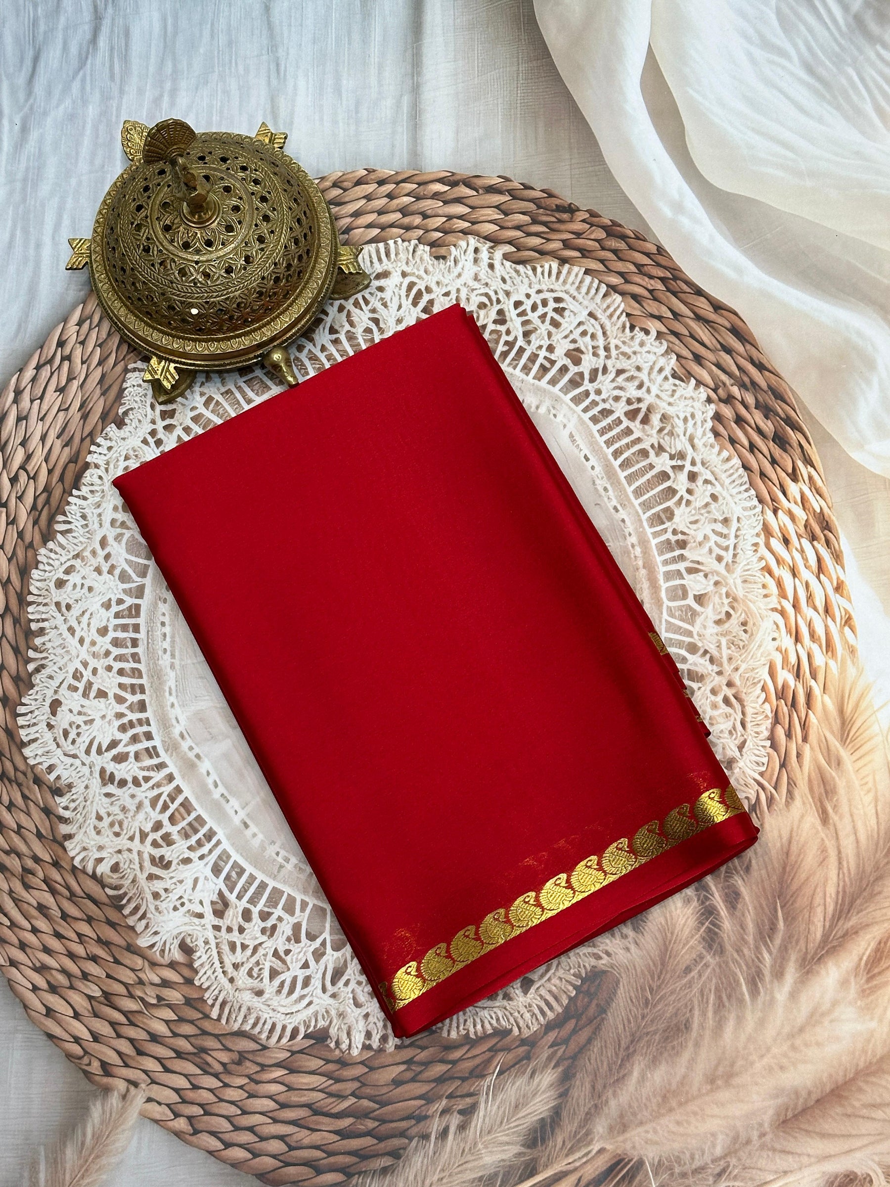 Beautiful Zari Border Plain Traditional Mysore Silk Saree