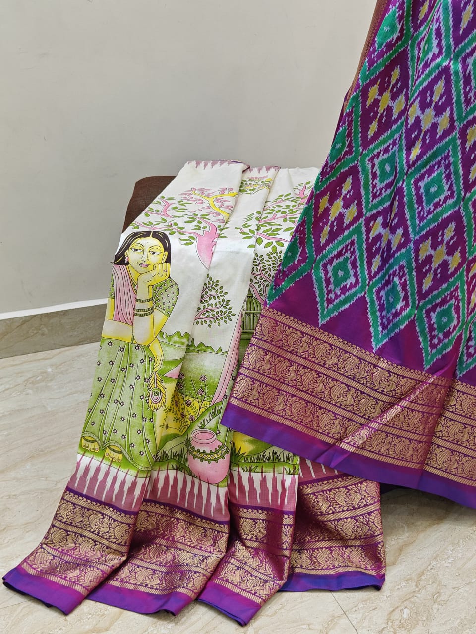 Pochampally Handloom Ikkat Kanchi Border Silk Saree With Blouse