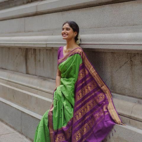 Trending Silk Saree With Contrast Zari & Jacqaurd Border