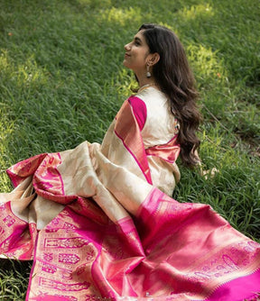 American Silver Color Silk Saree With Rich Pallu & All Over Jacquard Work in Saree